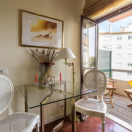 Apartment Elegant In Monte Do